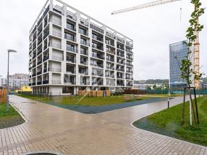 Pronájem bytu 2+kk, Praha - Vysočany, Smržových, 52 m2