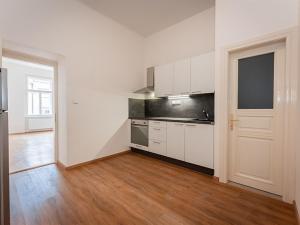 Pronájem bytu 2+kk, Praha - Nové Město, Lípová, 40 m2