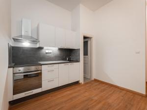 Pronájem bytu 2+kk, Praha - Nové Město, Lípová, 40 m2