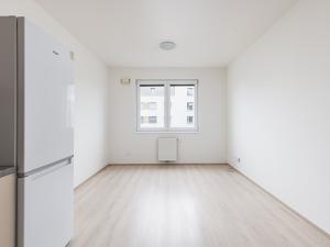 Pronájem bytu 1+kk, Praha - Vysočany, Svatošových, 32 m2