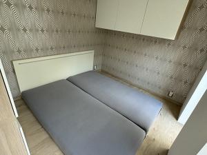 Pronájem bytu 2+kk, Praha - Lochkov, Cementářská, 37 m2