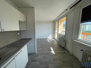 Pronájem bytu 1+kk, Litvínov, Valdštejnská, 33 m2