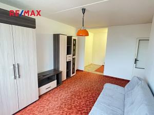 Pronájem bytu 2+kk, Kladno, Francouzská, 41 m2