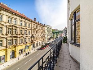 Pronájem bytu 3+1, Praha - Žižkov, Husitská, 100 m2