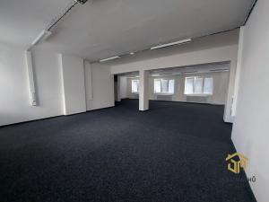 Pronájem kanceláře, Hodonín, Národní třída, 120 m2