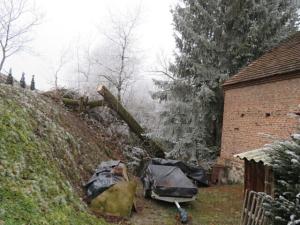 Dražba rodinného domu, Mlečice, 424 m2