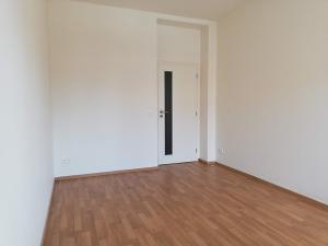 Pronájem bytu 1+1, Praha - Smíchov, Podbělohorská, 34 m2