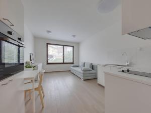 Prodej bytu 1+kk, Praha - Vysočany, Bassova, 28 m2