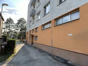 Pronájem bytu 1+1, Hradec Králové, třída SNP, 34 m2