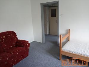 Pronájem bytu 1+1, Uherský Brod, Na Dlouhých, 28 m2