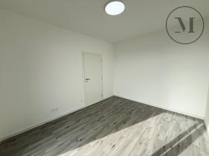 Pronájem bytu 2+kk, České Budějovice, Vrbenská, 62 m2