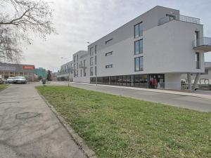 Prodej bytu 2+kk, Praha - Řepy, Hofbauerova, 66 m2