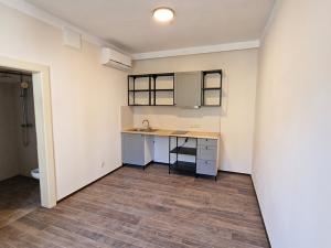 Pronájem bytu 2+kk, Litoměřice, Mírové náměstí, 37 m2