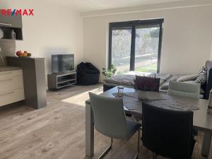 Pronájem bytu 1+kk, Blansko, nám. Svobody, 37 m2