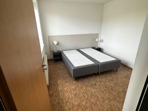 Pronájem bytu 2+kk, Praha - Smíchov, Křížová, 38 m2