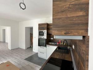 Prodej bytu 1+kk, Olomouc - Hodolany, Elišky Krásnohorské, 40 m2