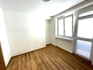 Prodej bytu 3+kk, Praha - Libeň, U svobodárny, 56 m2