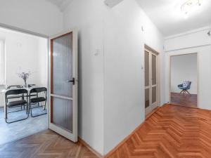 Prodej bytu 2+1, Praha - Vysočany, Poštovská, 62 m2