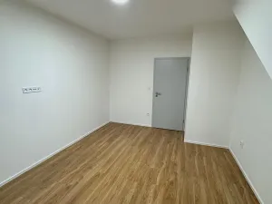 Pronájem bytu 3+kk, České Budějovice, Rudolfovská tř., 64 m2