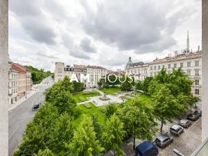 Pronájem garážového stání, Praha - Žižkov, Havlíčkovo náměstí, 15 m2