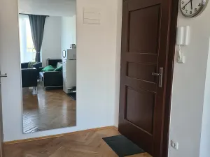 Pronájem bytu 1+kk, Praha - Holešovice, Dobrovského, 37 m2