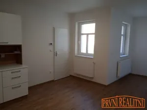 Pronájem bytu 1+kk, Uherský Brod, Komenského, 28 m2