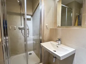 Pronájem bytu 1+kk, Praha - Strašnice, Počernická, 29 m2