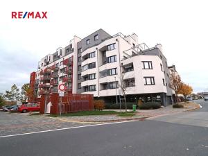 Pronájem bytu 2+kk, Praha - Dolní Měcholupy, Honzíkova, 59 m2