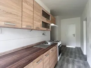 Pronájem bytu 2+1, Klášterec nad Ohří, Královéhradecká, 61 m2