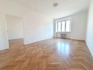 Pronájem bytu 3+kk, Praha - Nusle, náměstí Hrdinů, 90 m2