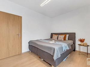 Prodej bytu 2+kk, Hostivice, Ječná, 45 m2