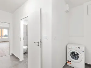 Pronájem bytu 1+kk, Praha - Záběhlice, Choceradská, 39 m2