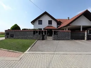 Pronájem rodinného domu, Horoměřice, Do Oříšků, 250 m2