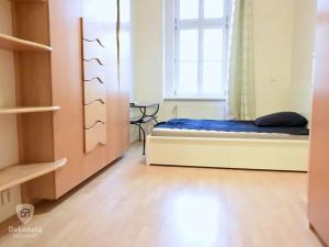 Pronájem bytu 3+1, Praha - Vinohrady, Balbínova, 98 m2