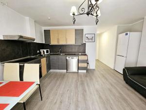 Prodej bytu 3+kk, Santiago del Teide, Španělsko, Plaza de Puerto Santiago, 59 m2