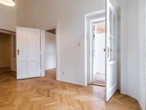 Pronájem bytu 3+kk, Praha - Karlín, Prvního pluku, 62 m2