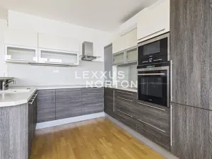 Pronájem bytu 6+kk a větší, Praha - Smíchov, Pod Hybšmankou, 175 m2