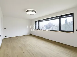 Pronájem rodinného domu, Praha - Stodůlky, Ke Koh-i-nooru, 300 m2