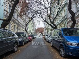 Pronájem bytu 1+kk, Praha - Vinohrady, Uruguayská, 38 m2