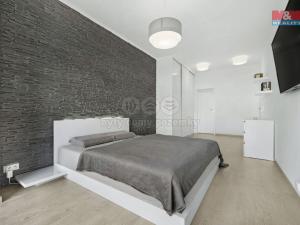 Prodej bytu 2+kk, Praha, Pacholíkova, 73 m2