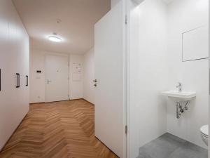 Pronájem bytu 3+kk, Praha - Nové Město, Růžová, 90 m2