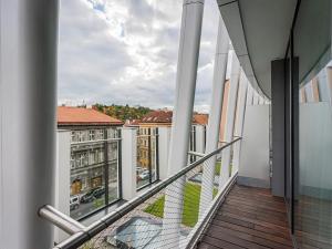 Pronájem bytu 2+kk, Praha - Smíchov, Holečkova, 78 m2