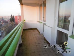 Prodej bytu 3+1, Praha - Prosek, Prosecká, 69 m2