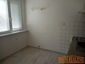 Pronájem bytu 2+1, Uherský Brod, nám. 1. máje, 57 m2