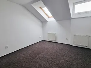 Pronájem bytu 4+kk, Jihlava, Chlumova, 95 m2