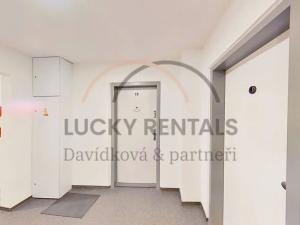 Pronájem bytu 2+kk, Praha - Bohnice, Dolákova, 44 m2