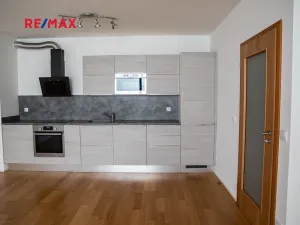 Pronájem bytu 2+kk, Brno, Mlýnská, 66 m2