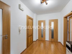 Pronájem bytu 3+1, Praha - Lhotka, K Novému dvoru, 110 m2