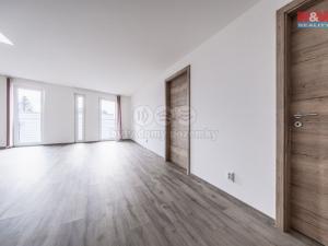 Pronájem bytu 4+kk, Sulice - Želivec, Rovná, 101 m2