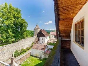 Prodej činžovního domu, Nové Město nad Metují, Husovo náměstí, 730 m2